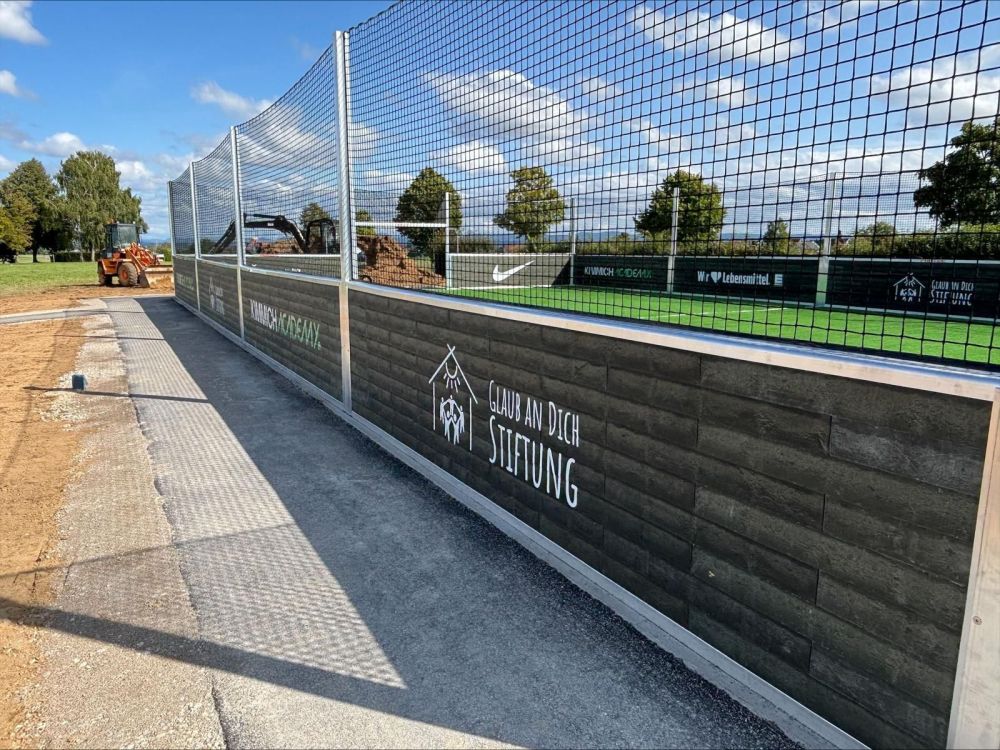 Neues Mini-Spielfeld für den VfB Bösingen 1920 e.V.